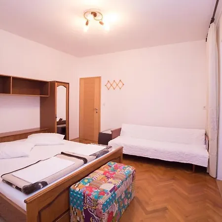 In With Sea View, Balcony, Air Conditioning, Wifi Apartment Kampor