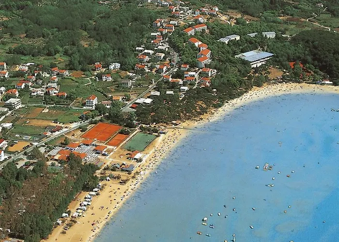 Apartament In With Sea View, Balcony, Air Conditioning, Wifi *