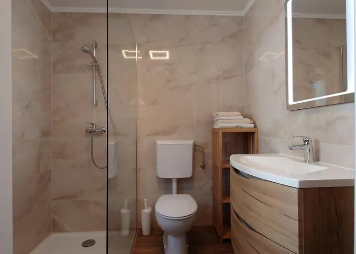 In With Sea View, Balcony, Air Conditioning, Wifi Daire